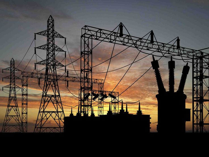 Transformadores y componentes eléctricos
